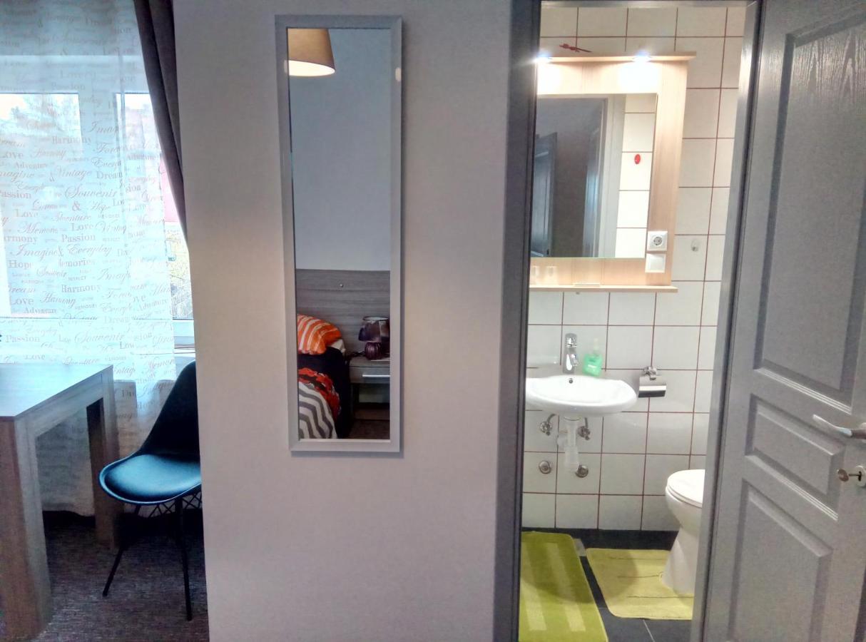 Park Rooms Dugo Selo Buitenkant foto